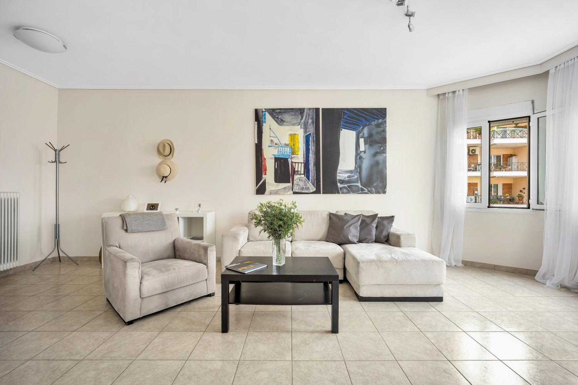 Fabulous Central Apartment Close To The Sea! Халкис Екстериор снимка