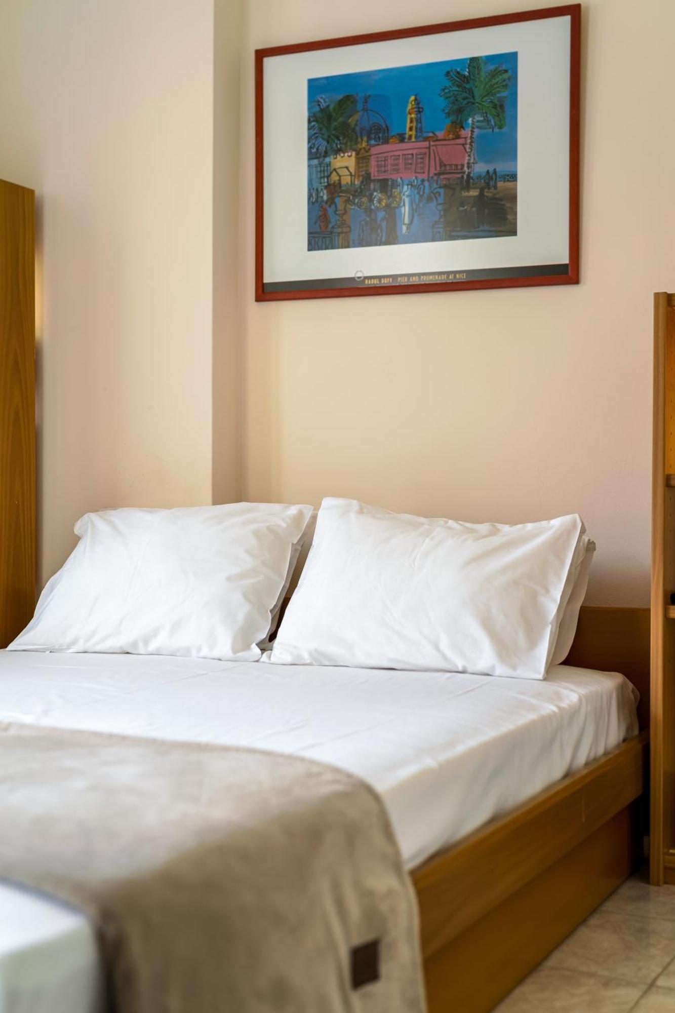 Fabulous Central Apartment Close To The Sea! Халкис Екстериор снимка